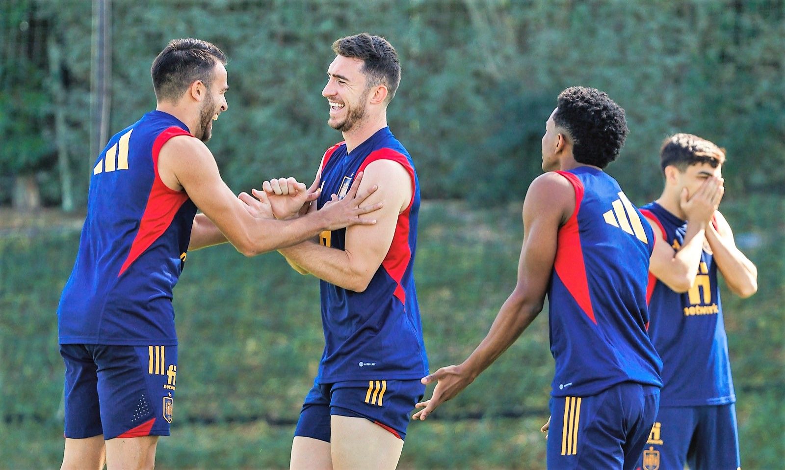 Aymeric Laporte entrenando en el Mundial de Qatar (Foto: SeFutbol).