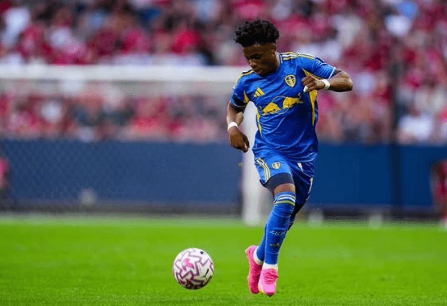  Largie Ramazani con el Leeds