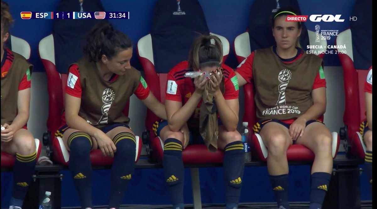 Vicky Losada, tras ser sustituida.