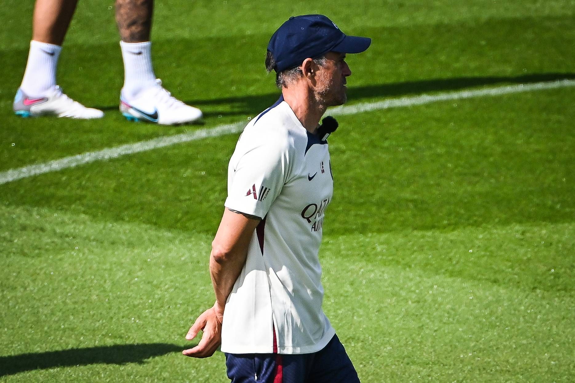 Luis Enrique, en un entrenamiento en el PSG (Foto: Cordon Press).