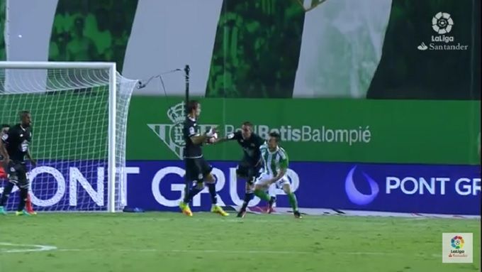 mano_mosquera_rbb_dep.jpg
