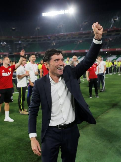 Marcelino celebra el título de Copa del Rey