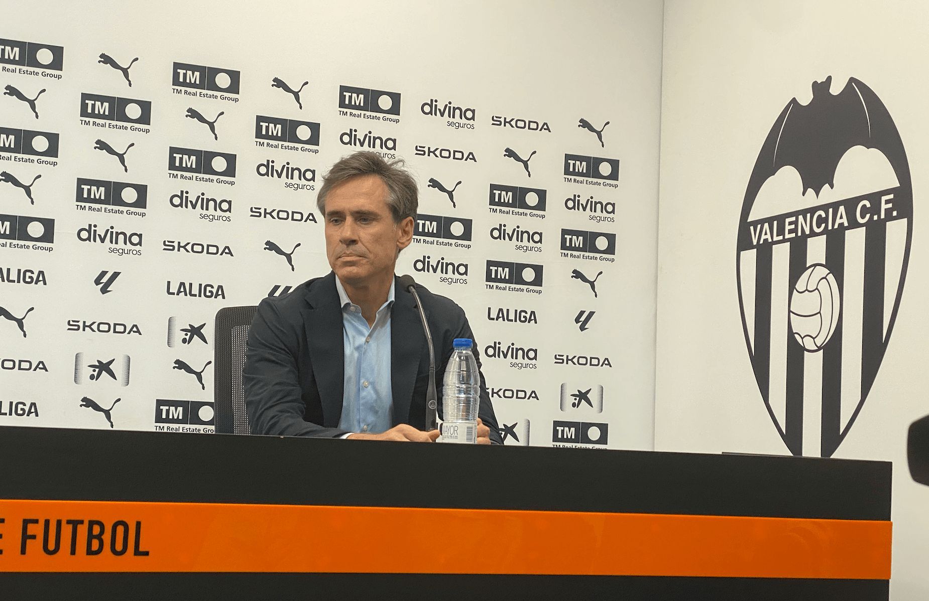 Miguel Ángel Corona, en rueda de prensa.