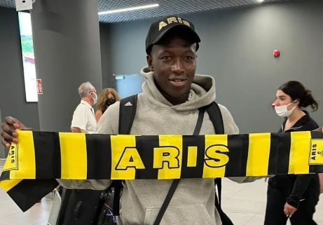  Pape Cheikh, nuevo jugador del Aris Salónica.