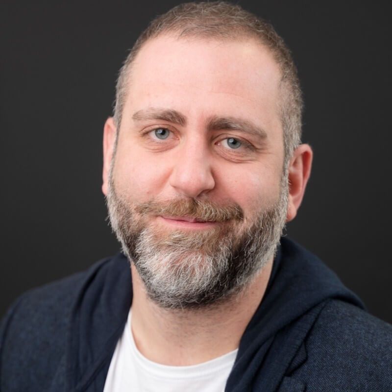 Paul Khakia, vicepresidente de Elevate