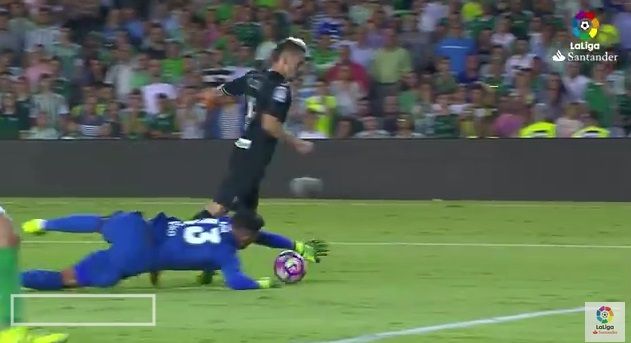 penalti_adan.jpg