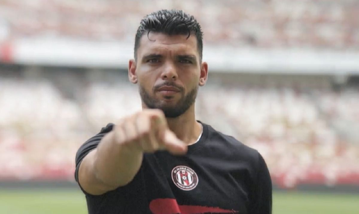 Rekik, nuevo jugador del Al-Jazira.
