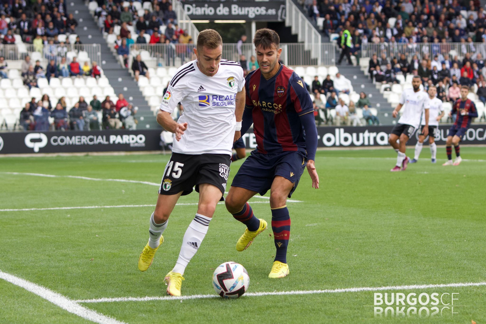 Rober Pier en El Plantío. (Foto: Burgos CF)