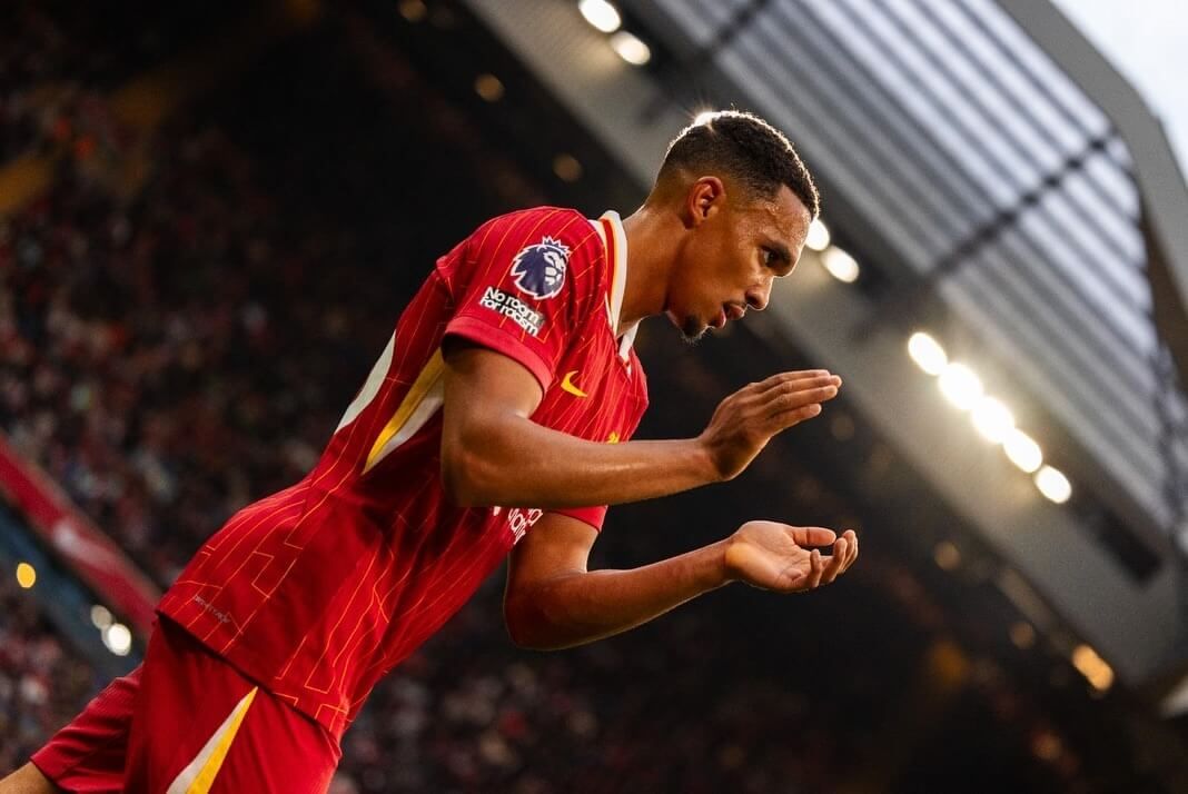 Arnold, en la órbita del Real Madrid, con el Liverpool.