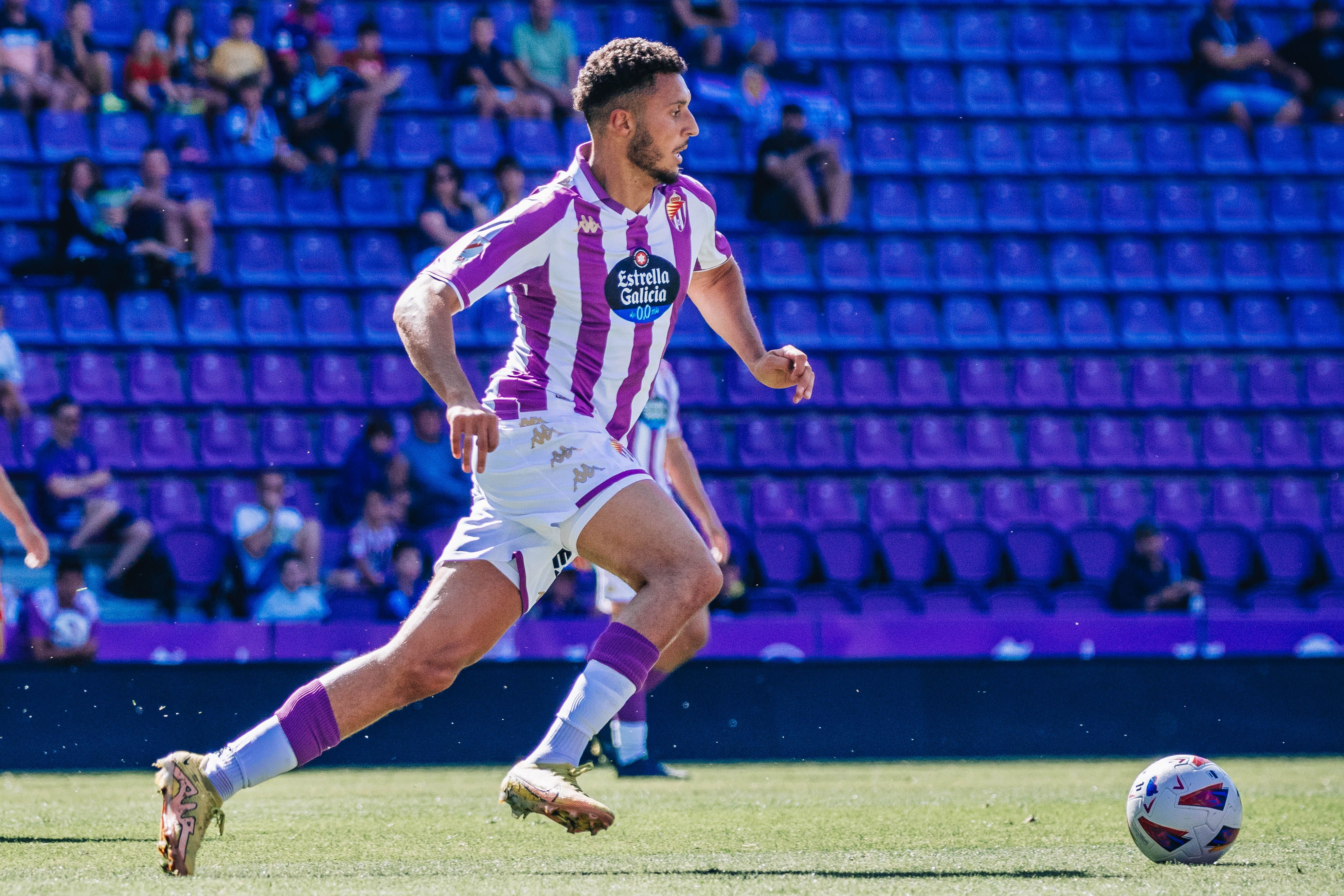  Selim Amallah, ante el AVES.