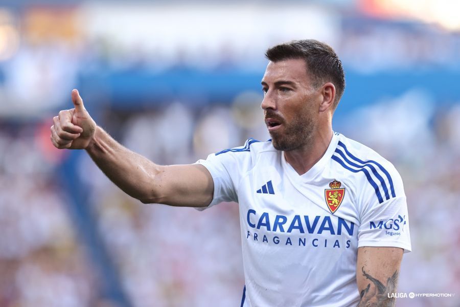 Sergi Enrich, durante el Real Zaragoza-Mirandés (Foto: LaLiga).