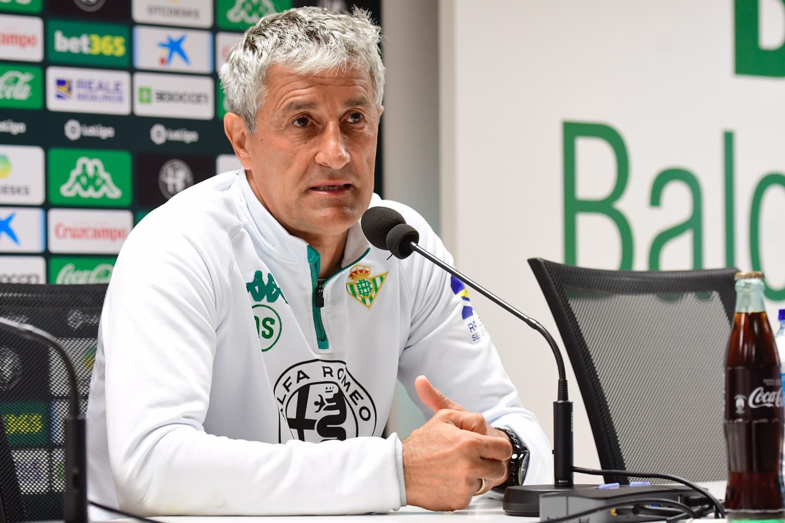  Setién, en rueda de prensa.