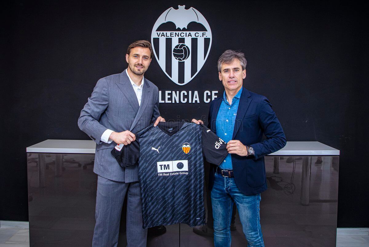  Stole Dimitrievski, primer fichaje 2024/25 del Valencia CF.