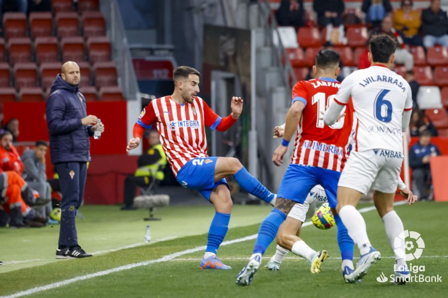 Pol Valentín en el Sporting-Huesca (Foto: LaLiga).