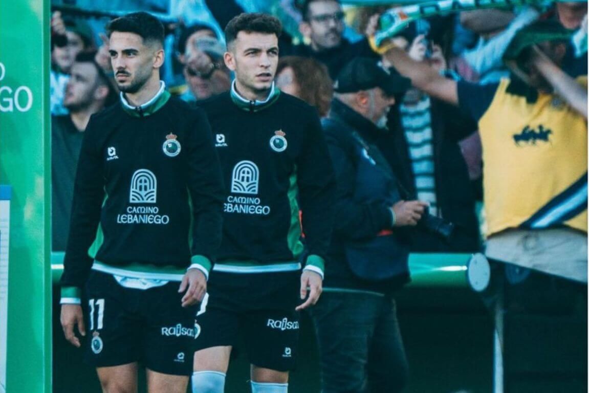 El 'Mago' de Derio, Iñigo Vicente, en un partido del Racing de Santander.