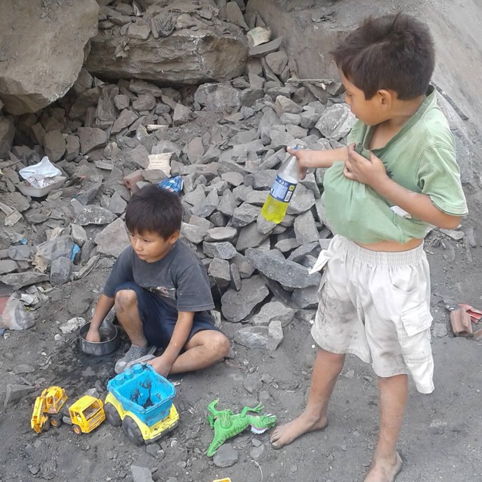  Así se vive en los cerros de Comas