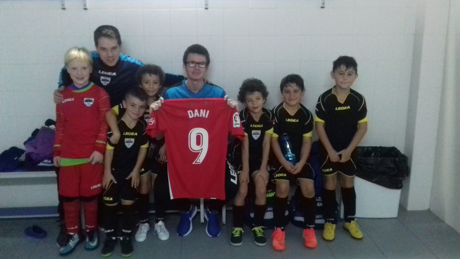  Daniel, de entrenador.