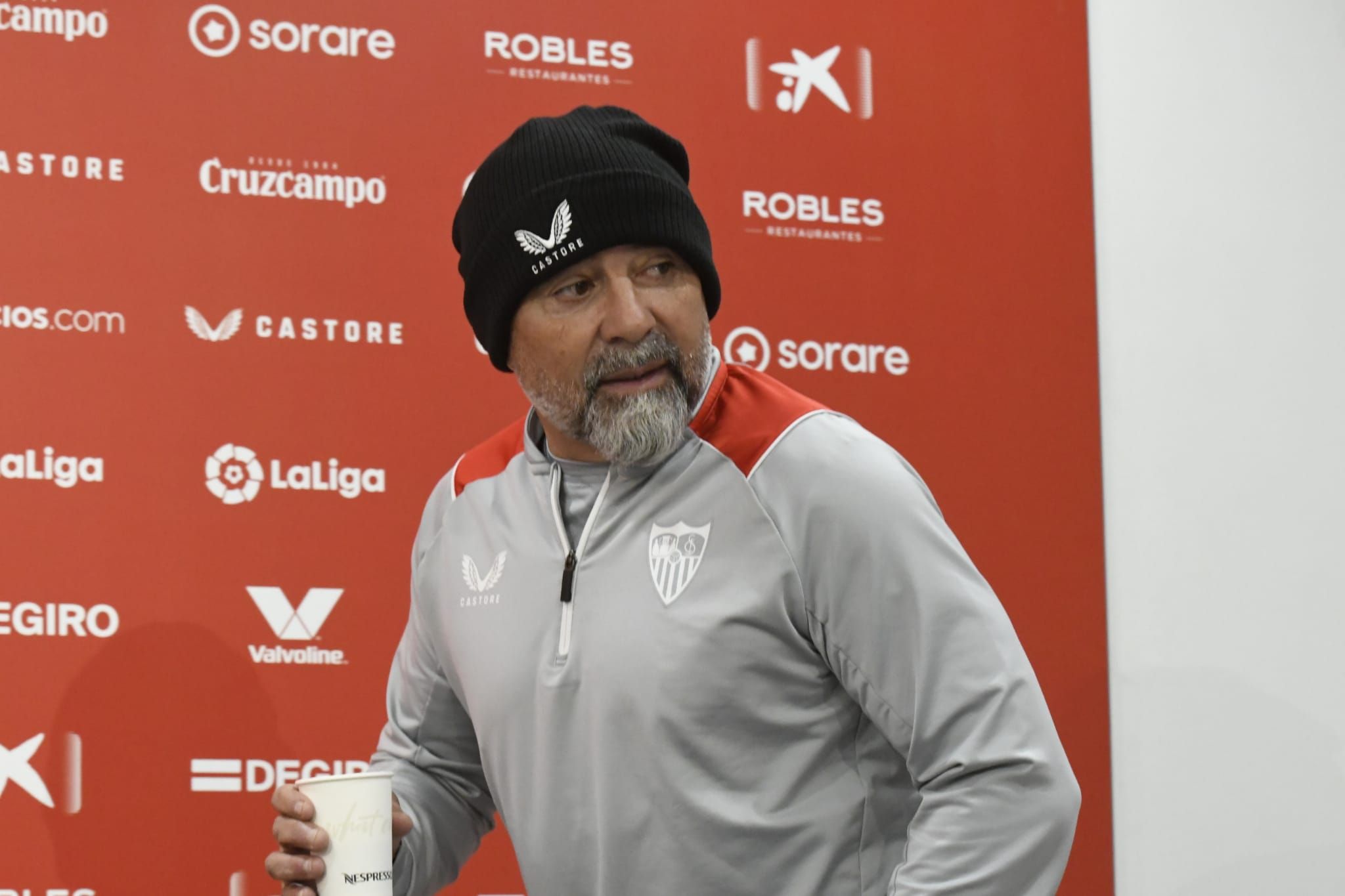 Rueda de prensa de Sampaoli: No piensa dimitir