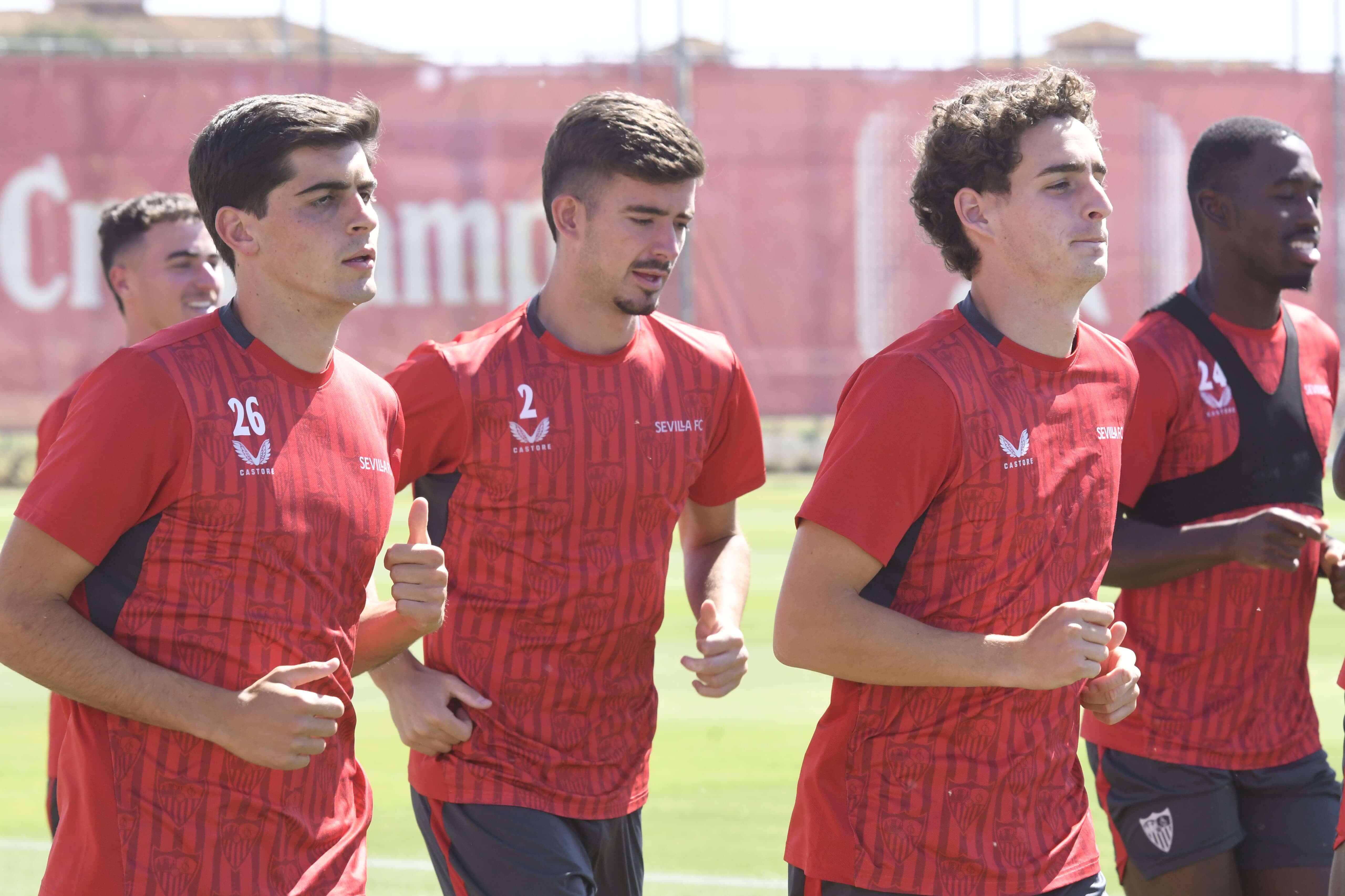 Manu Bueno, Kike Salas y Juanlu, en la sesión del miércoles.