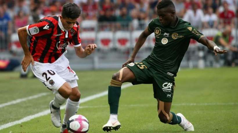  Youcef Atal ha brillado en su primera temporada en el Niza.