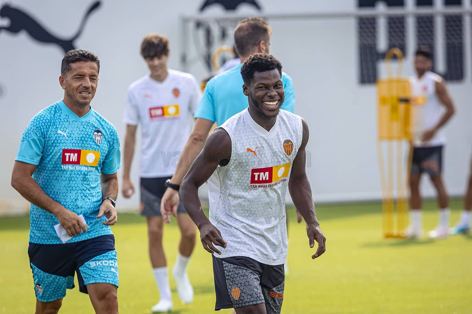  Yunus Musah en la pretemporada con el Valencia