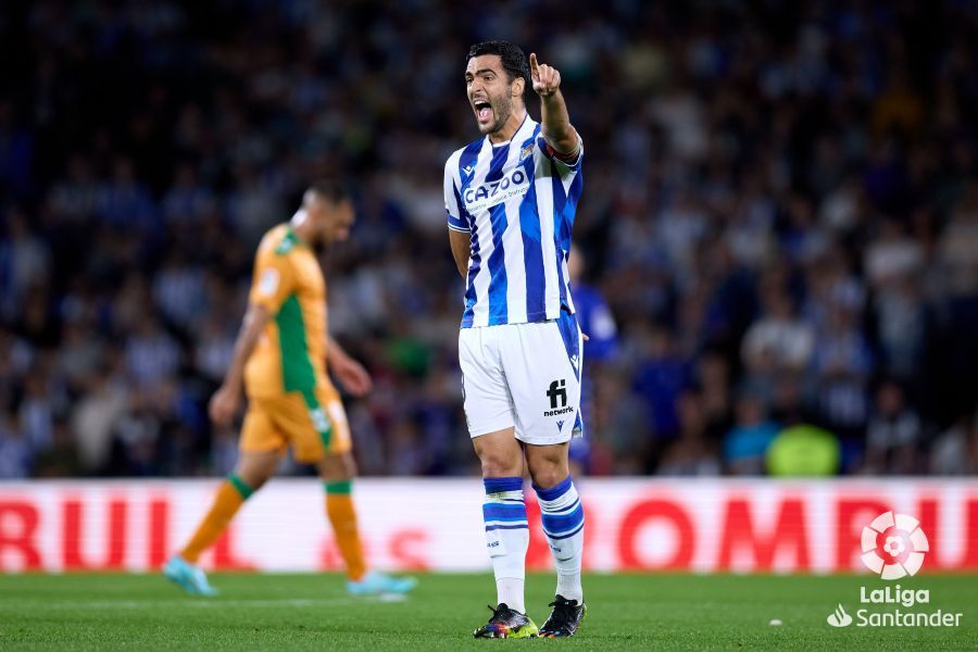  Mikel Merino, en el Real Sociedad-Betis del Reale Arena.