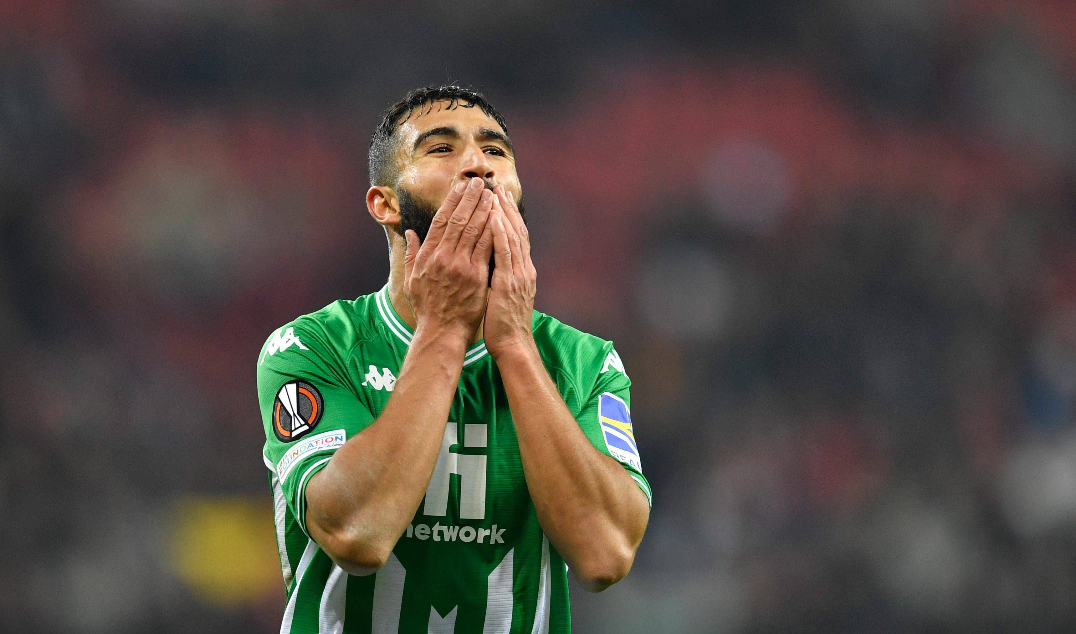 Fekir, en el Leverkusen-Betis.