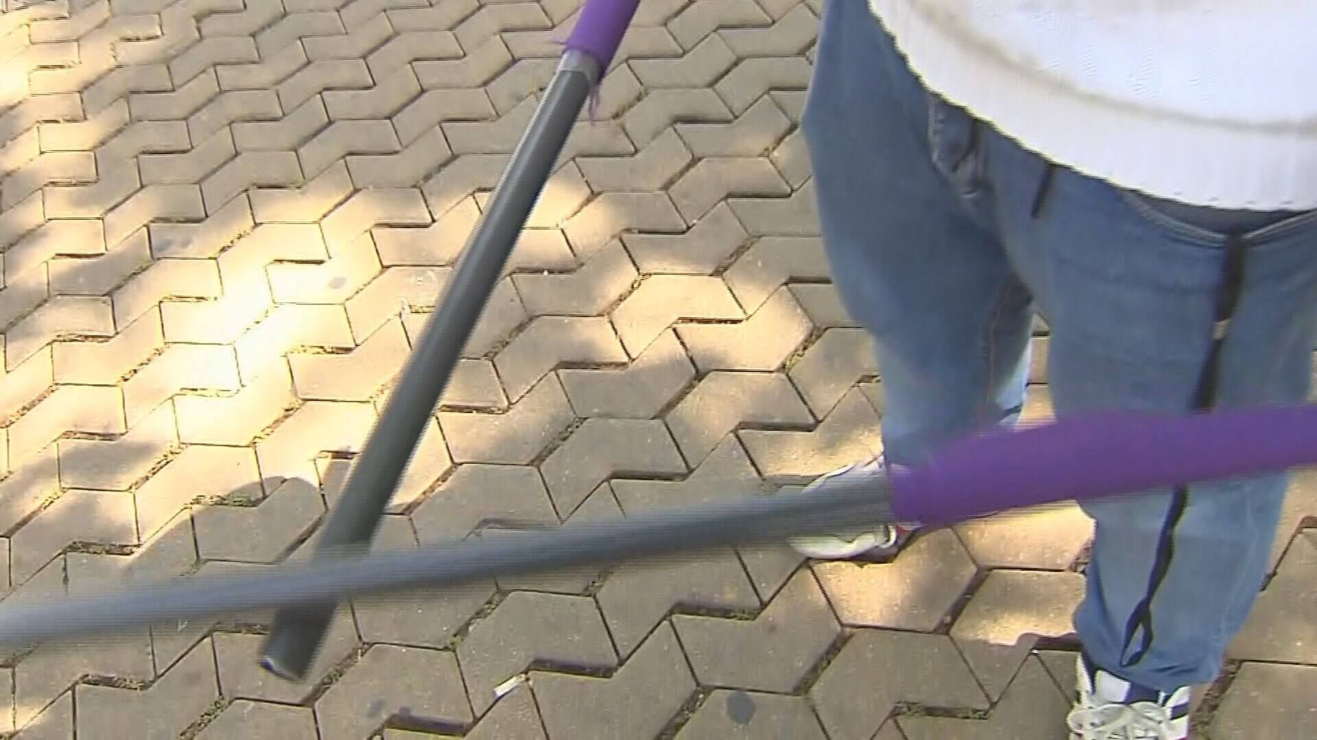  Las barras que los ultras utilizaron para pegarse (ElDesmarque)