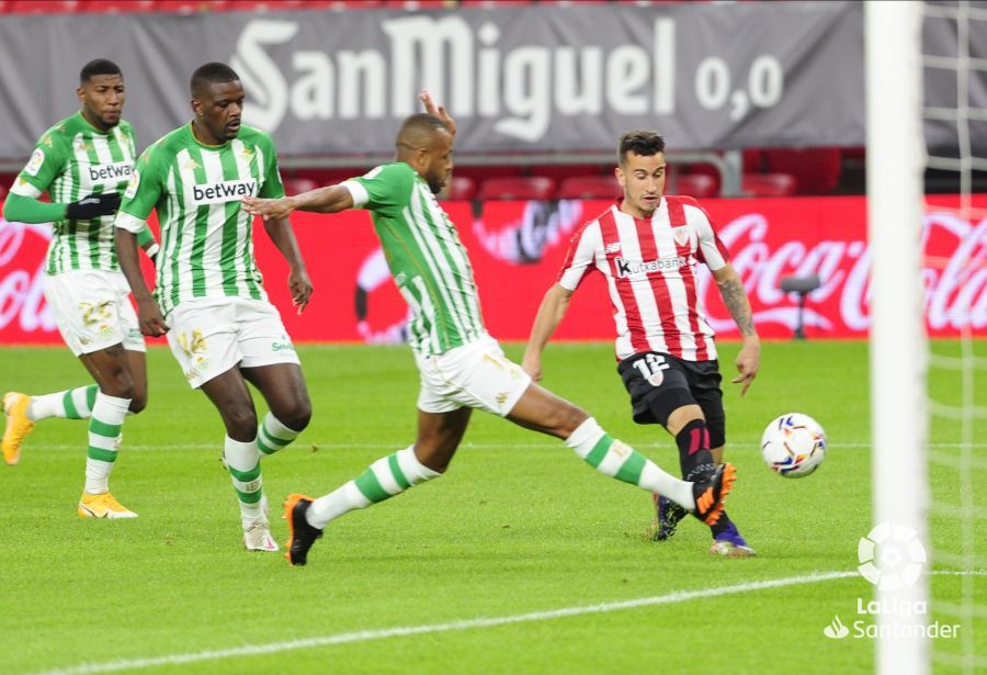  Imagen del duelo entre Athletic y Real Betis.