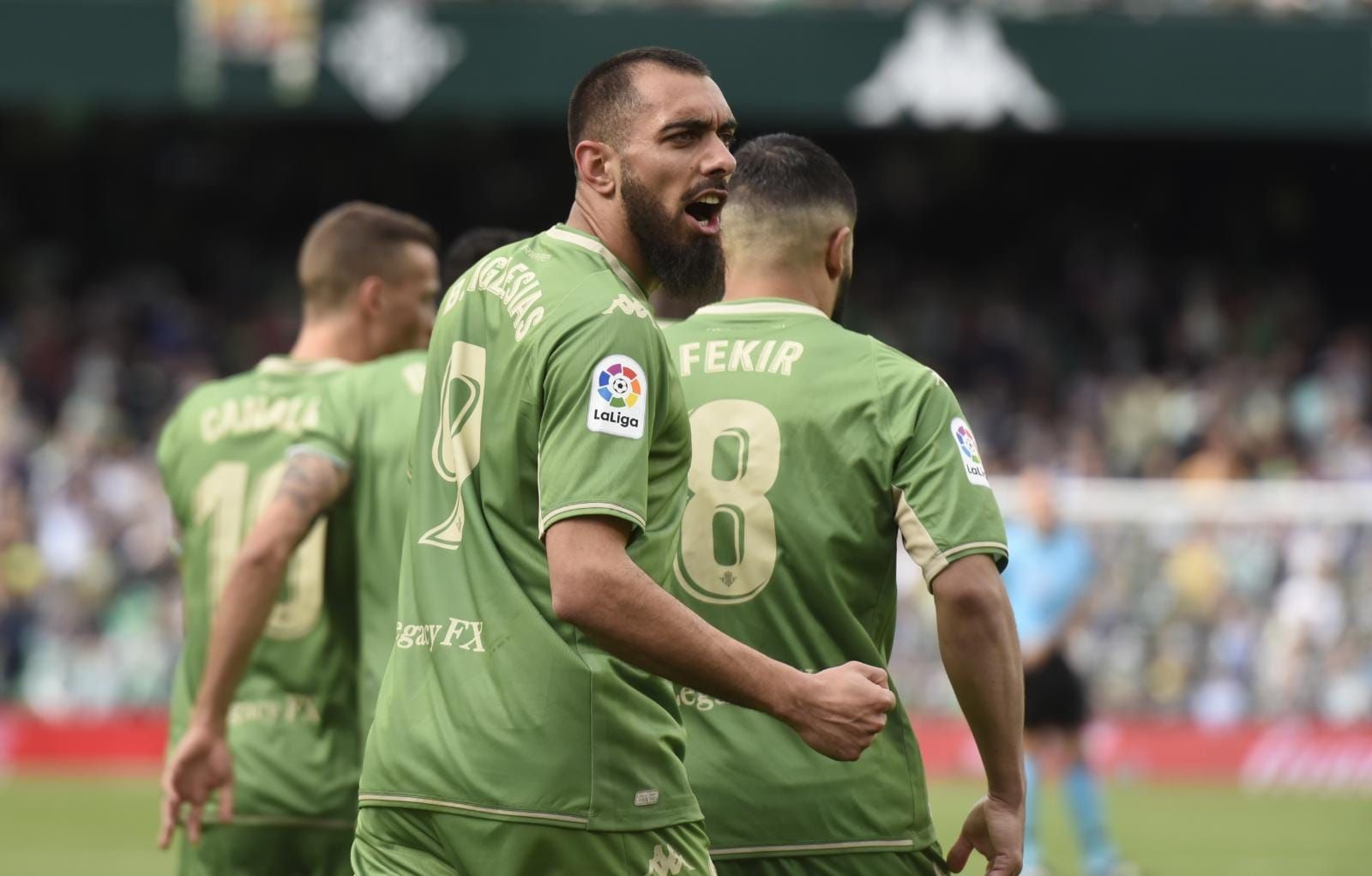 Borja Iglesias celebra su gol ganador al Athletic Club.