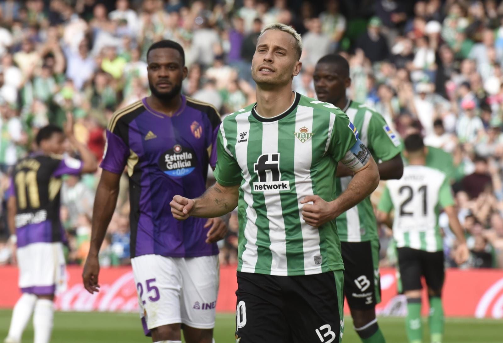 Canales celebra su gol al Valladolid.