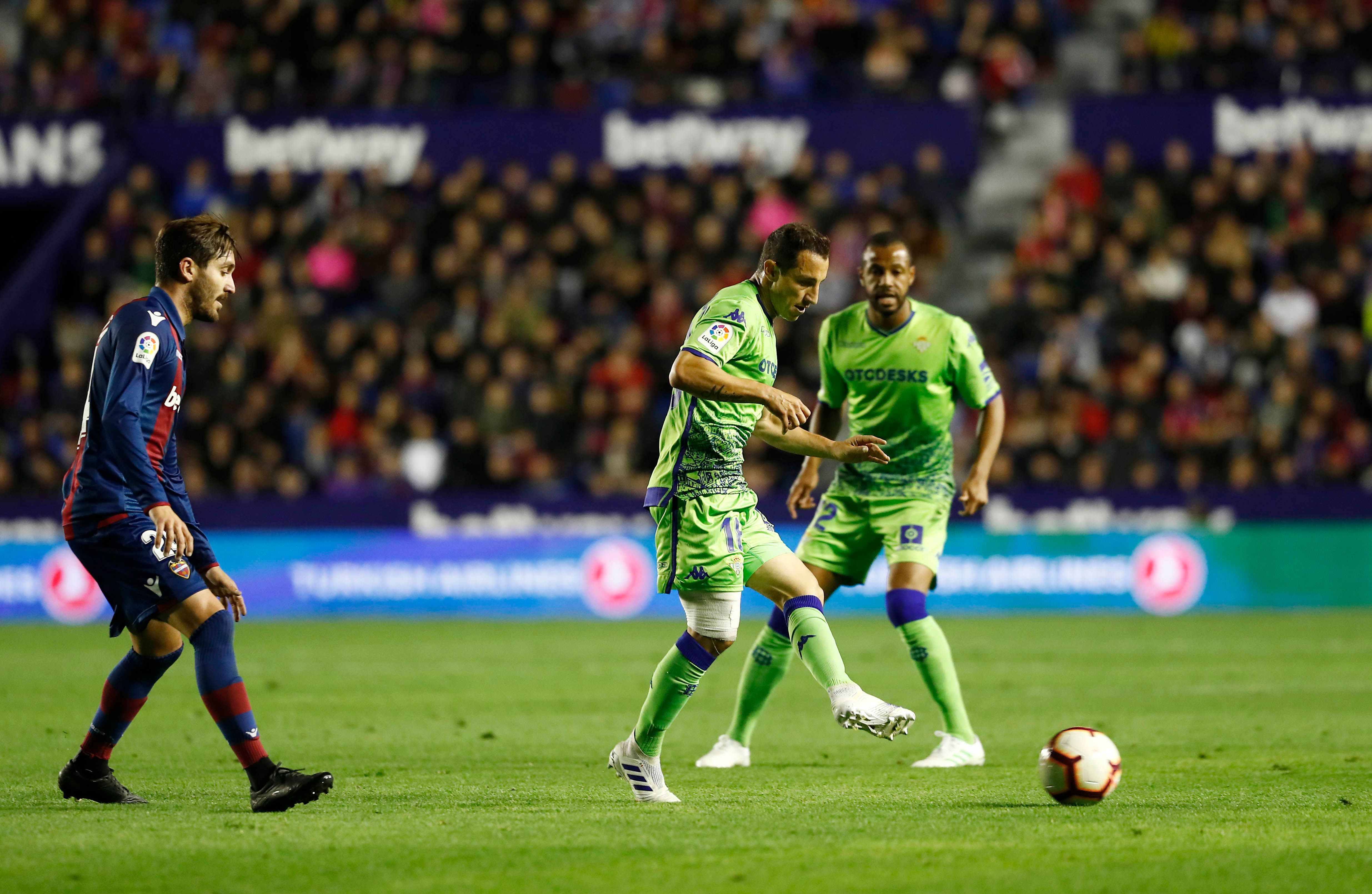  El Betis, en su último partido en el Ciutat de Valencia.