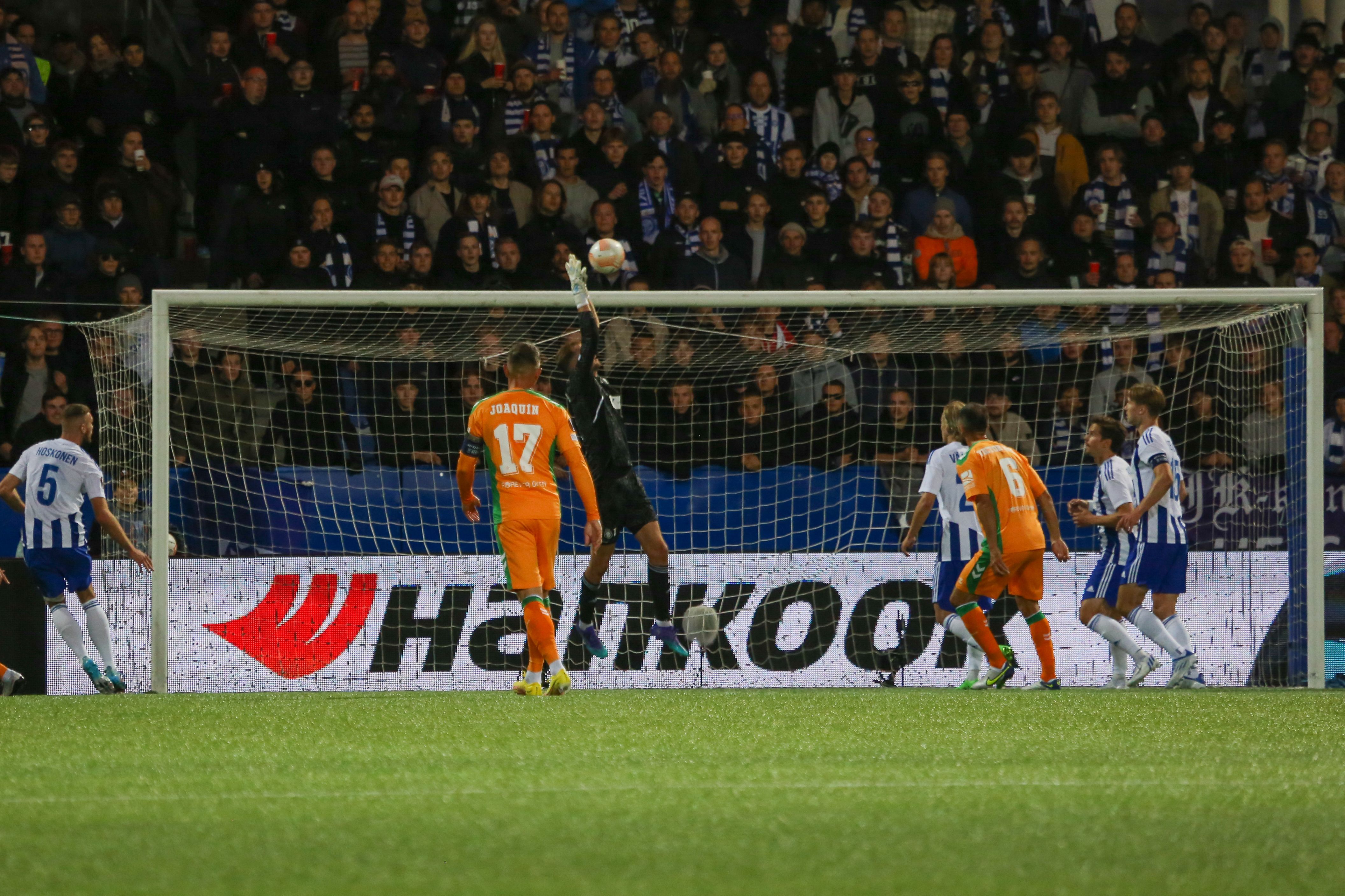  Imagen del partido Helsinki-Betis (foto: Javier Martín Pérez).