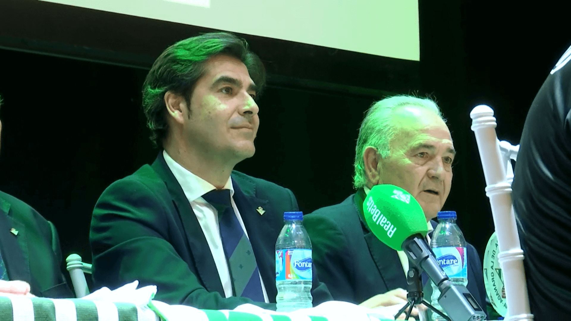  Ángel Haro y Rafael Gordillo, en el 50 aniversario de la Peña Bética de Guillena.