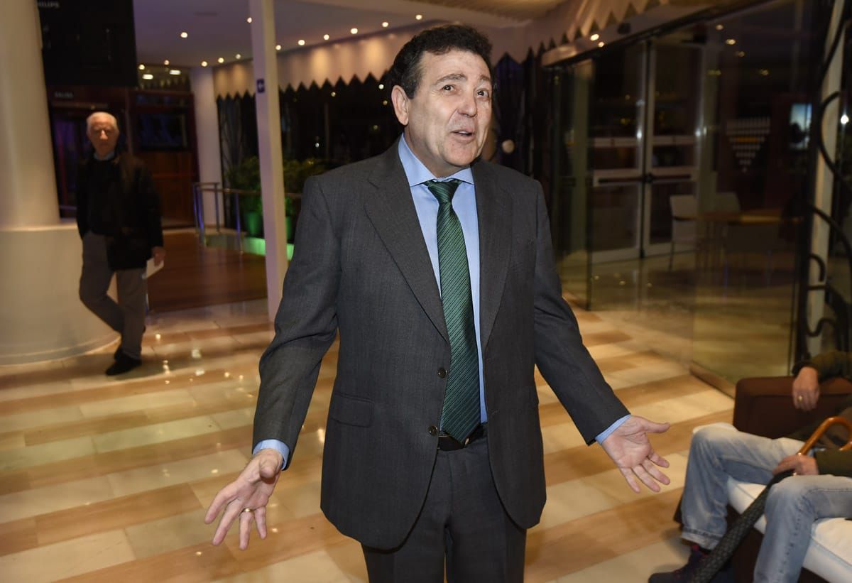  Joaquín Caro Ledesma, en una Junta de Accionistas del Betis.