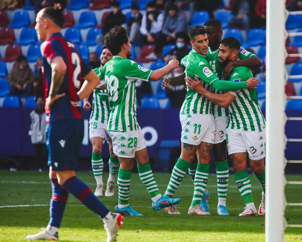  Celebración de uno de los goles del Betis frente al Levante