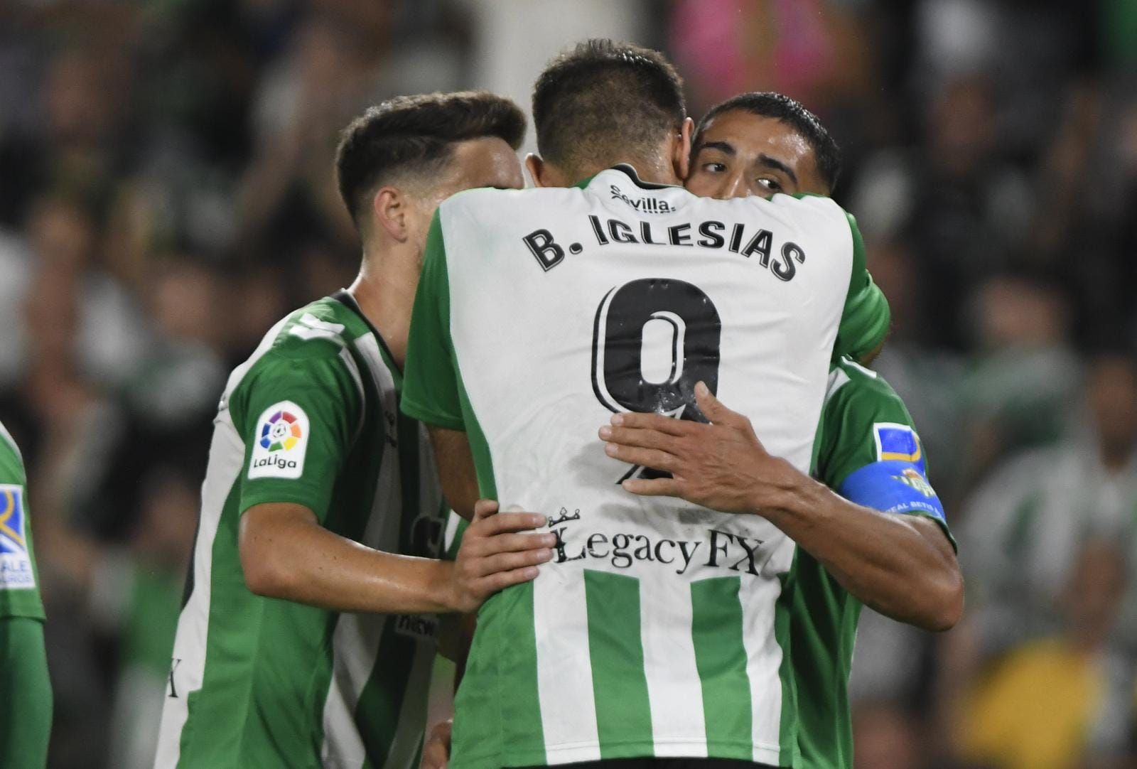  Celebración del gol de Borja Iglesias ante el Elche.