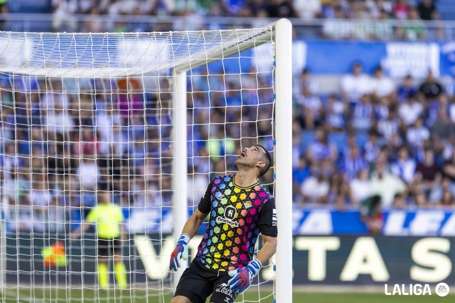 Claudio Bravo, ante el Alavés