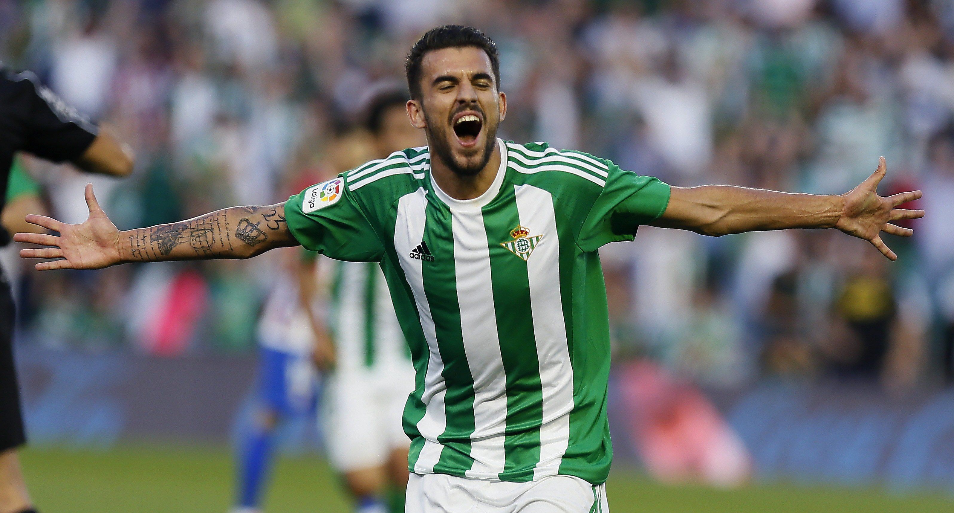  Dani Ceballos celebra un gol con el Betis (EFE)