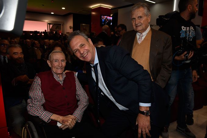  Joaquín Caparrós, junto a Roberto Alés y Rafael Carrión. 