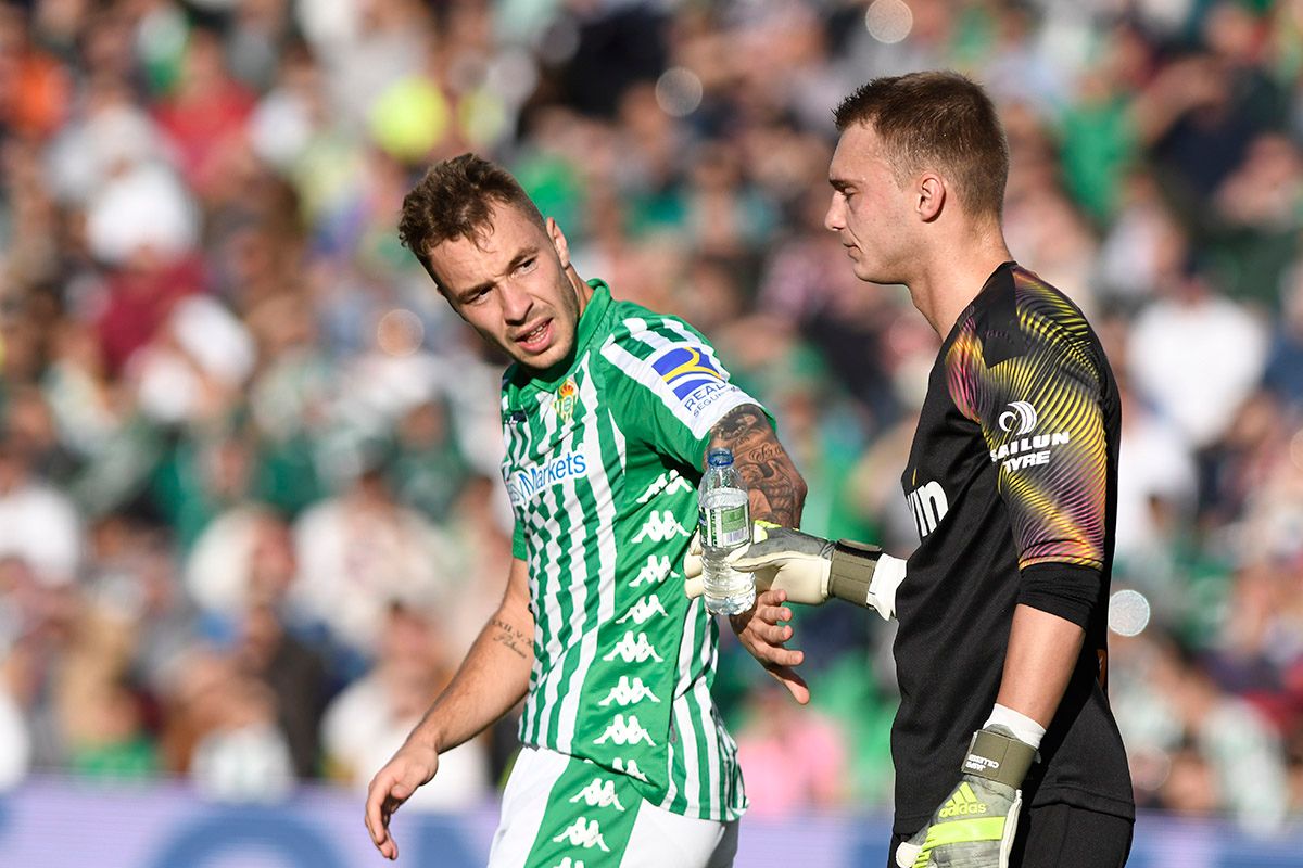  Loren Morón, durante su etapa en el Real Betis.