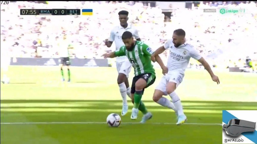 El posible penalti de Carvajal a Fekir en el Real Madrid-Real Betis.
