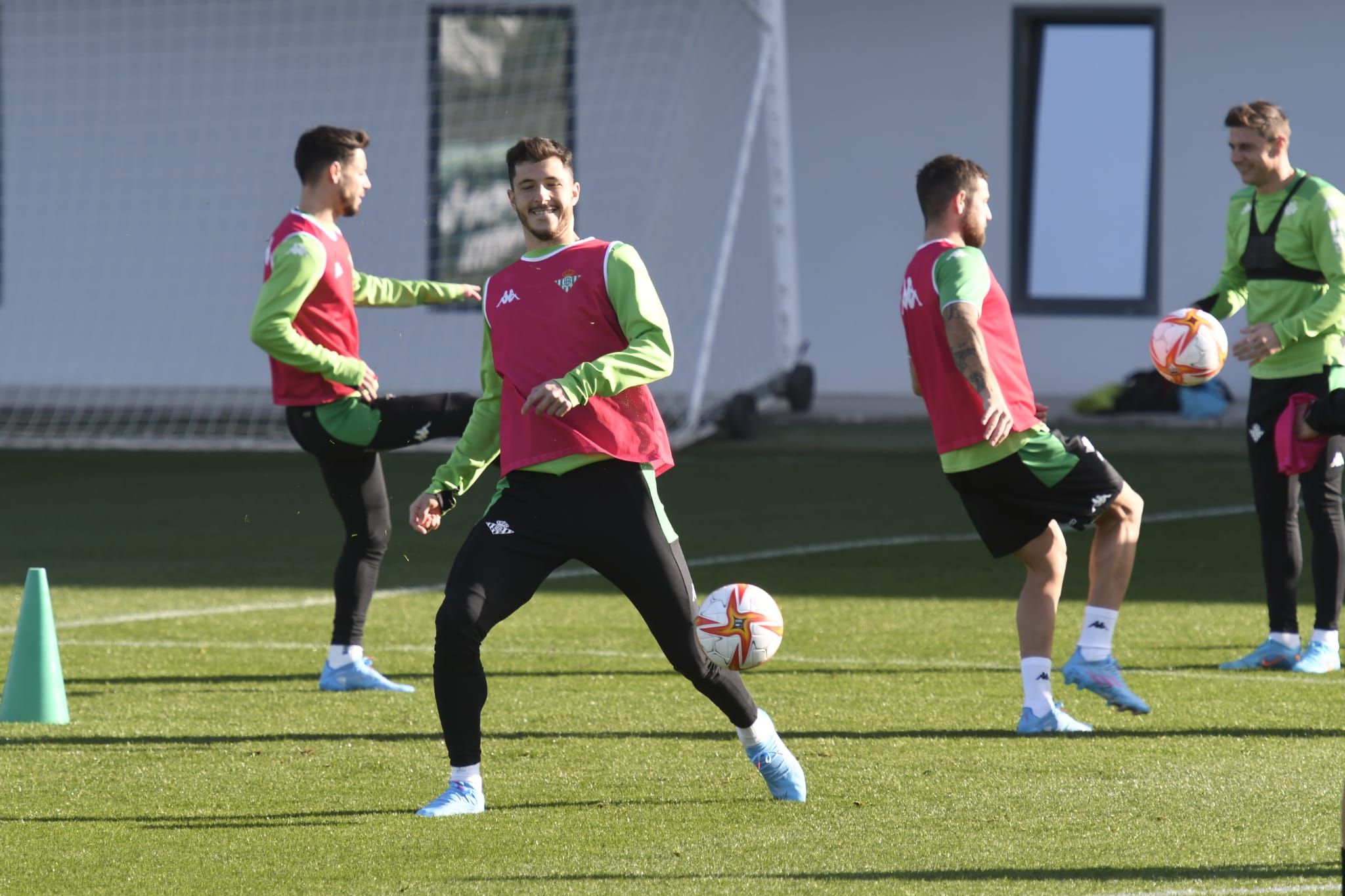  Guido Rodríguez, en el entrenamiento de este viernes.