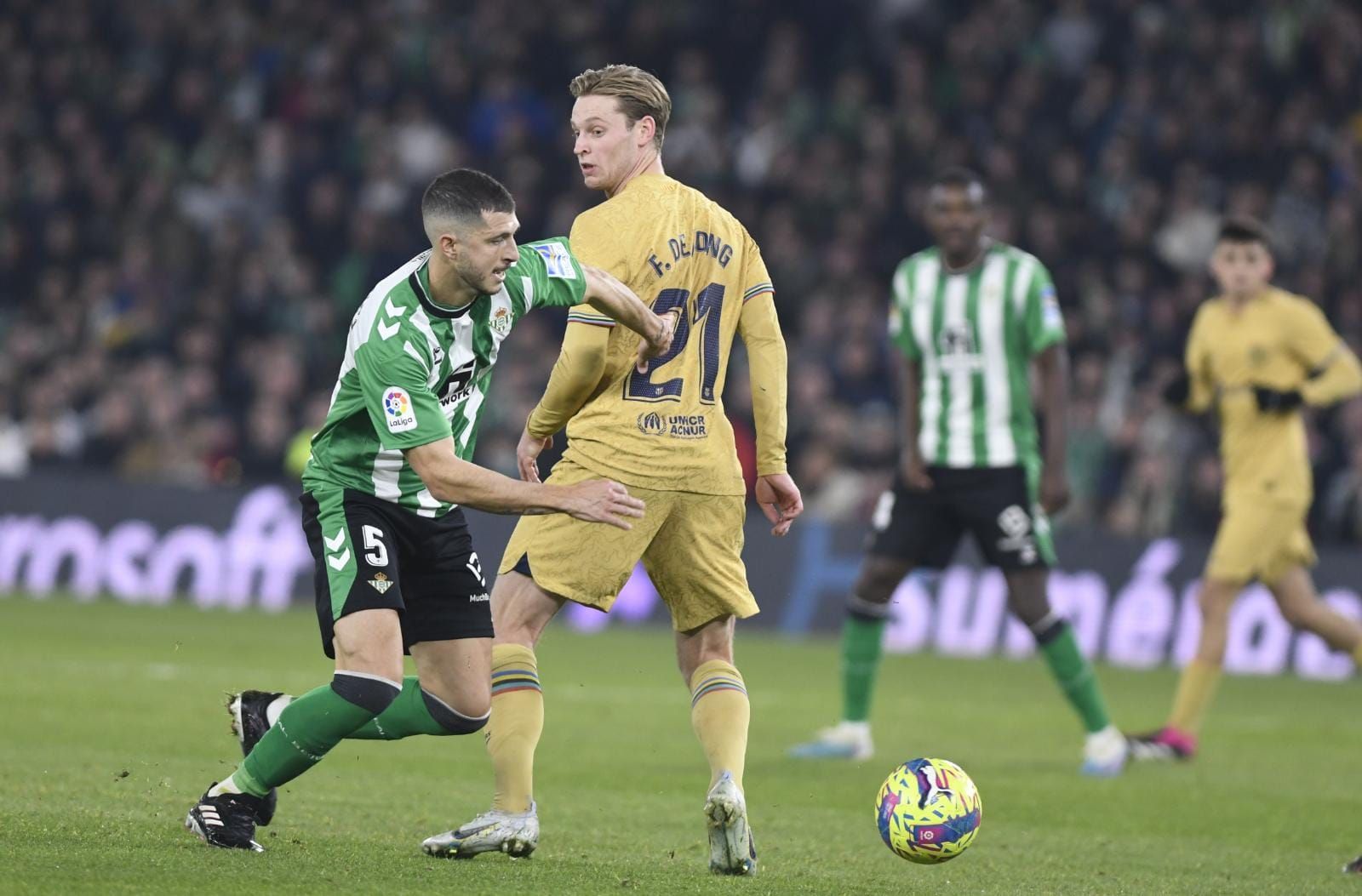 Guido Rodríguez en el último partido de la primera vuelta del Betis