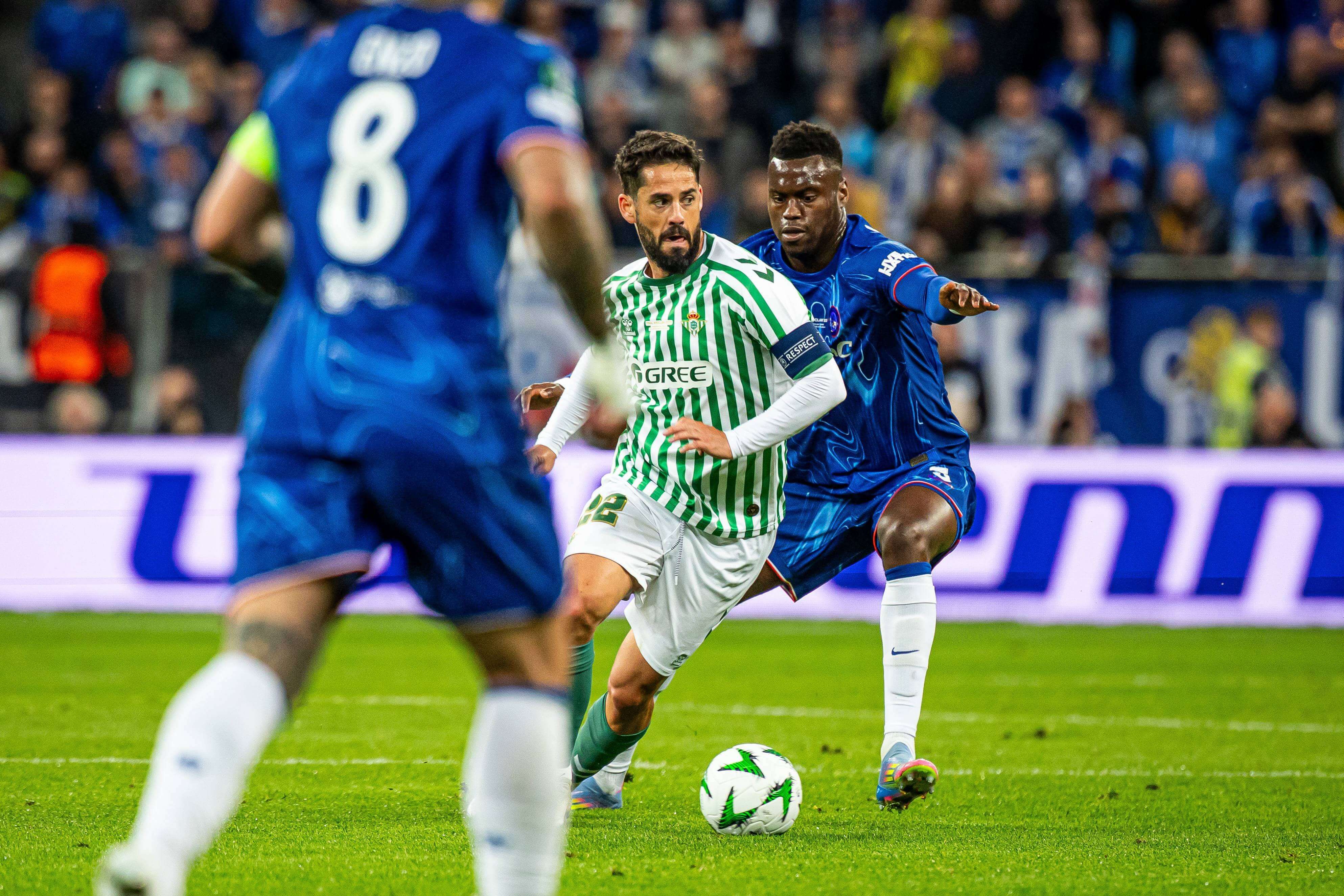  Isco, en la final de la Conference League: