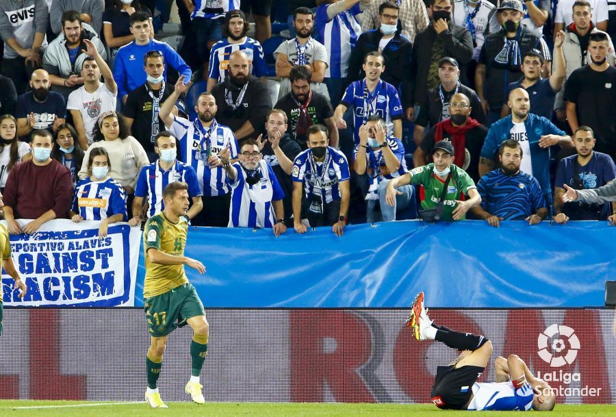  Joaquín, en el duelo ante el Alavés.
