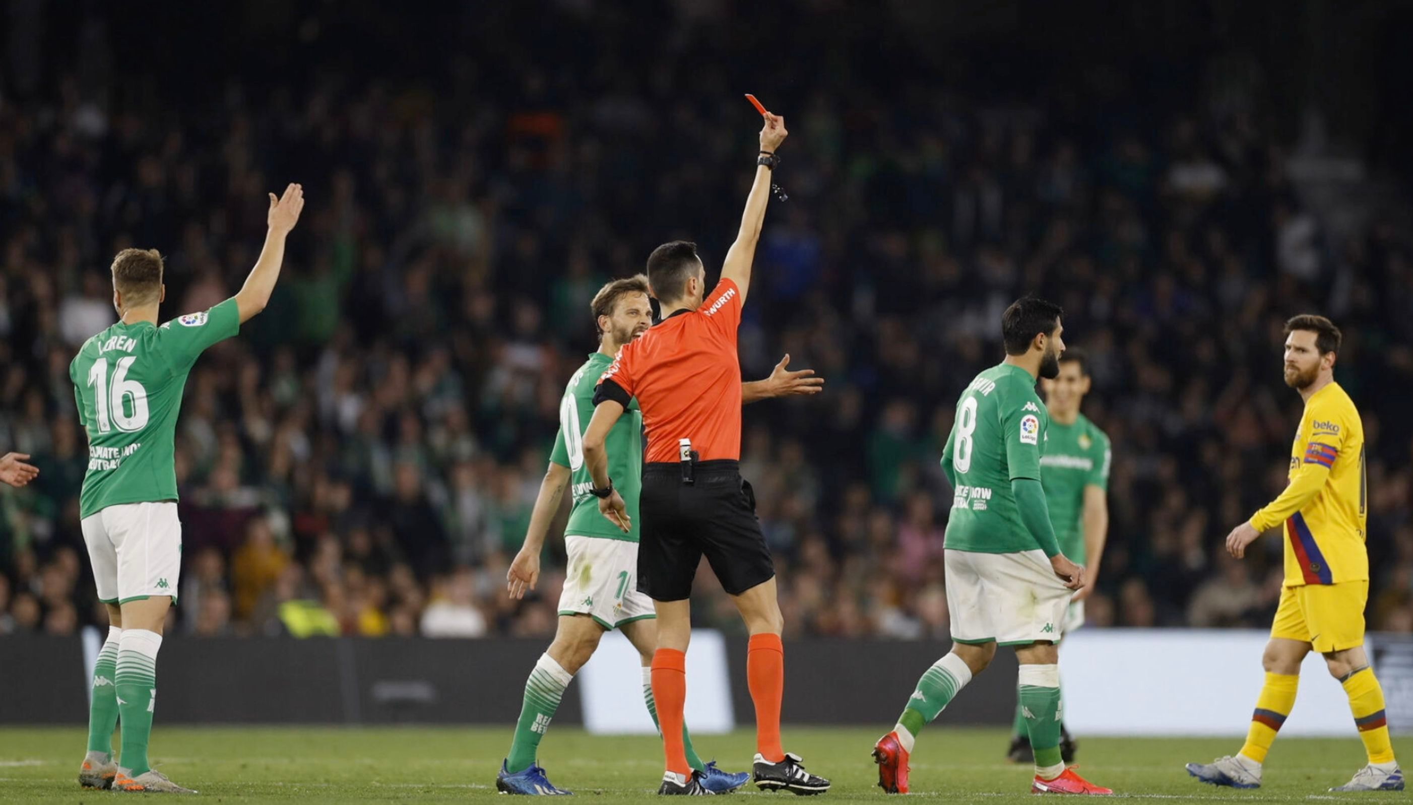 Su expulsión fue una de las grandes polémicas del Betis-Barça.