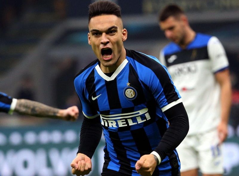 Lautaro Martínez celebra un gol con el Inter de Milán.