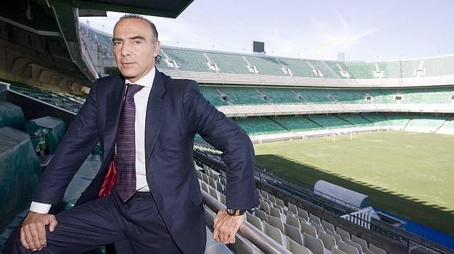  Luis Oliver, en su etapa en el Betis.