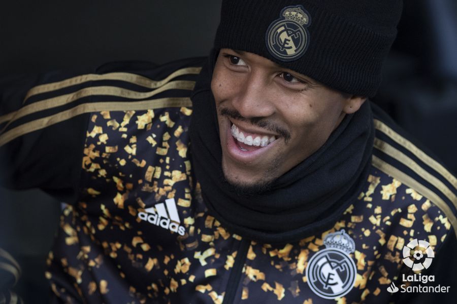 Militao, en el banquillo del Real Madrid.